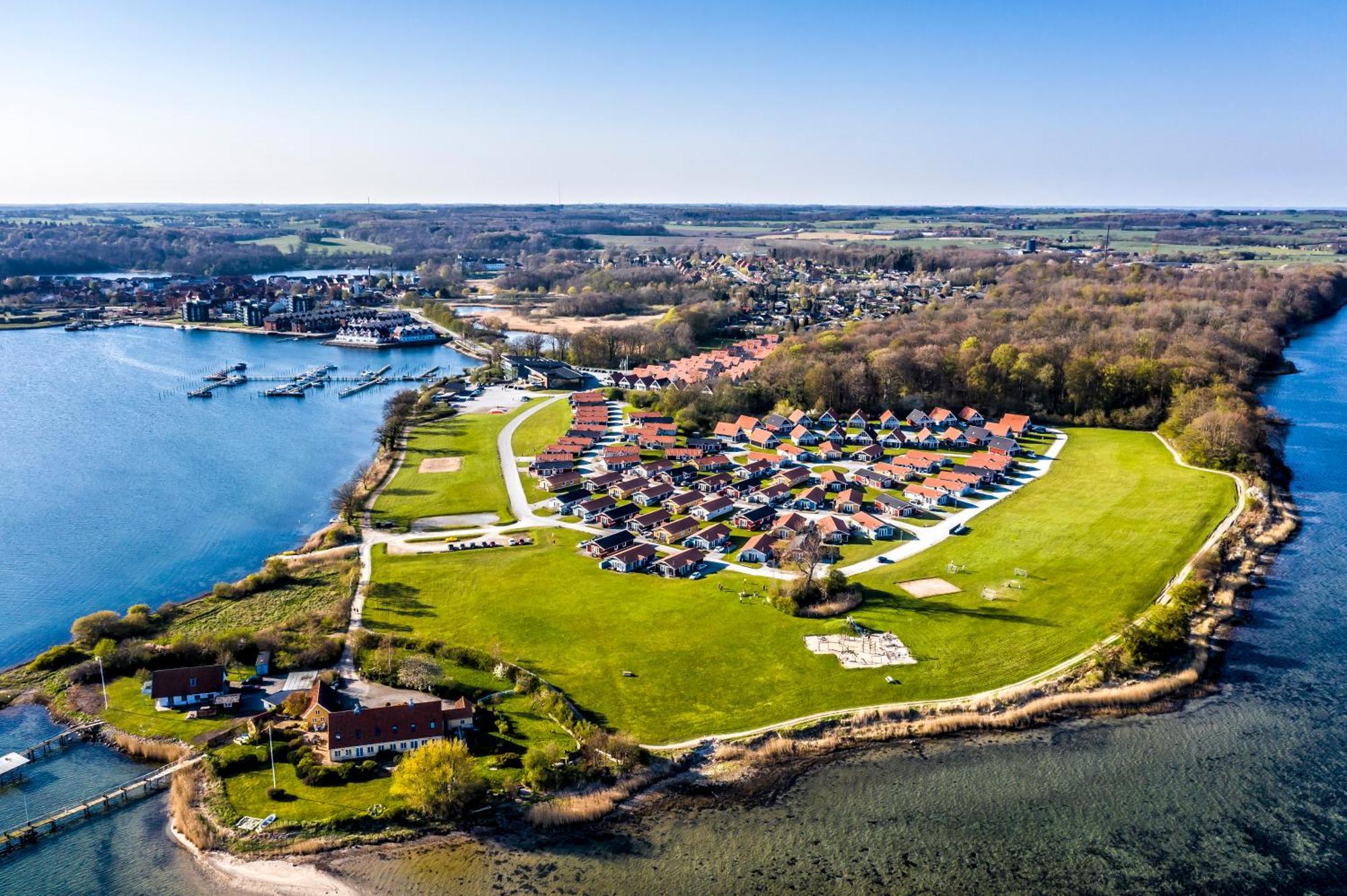 Enjoy Resorts Marina Fiskenaes - Wellness & Waterpark Grasten Ngoại thất bức ảnh